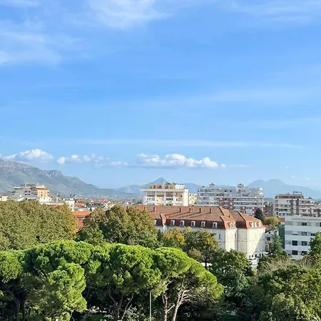 Shkodra Apartments מלון דירות 3*