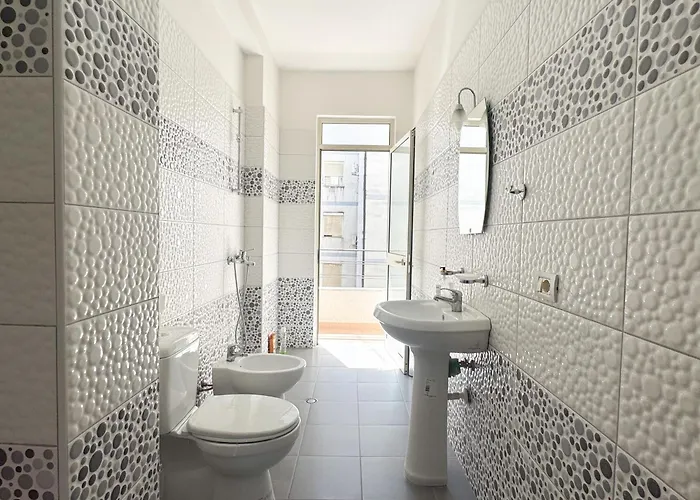 Shkodra Apartments Lägenhetshotell 4*