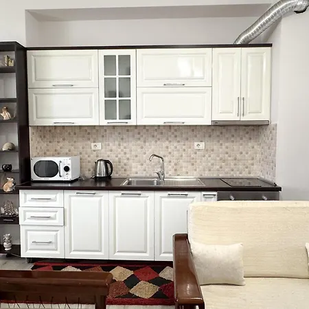 Shkodra Apartments 3*