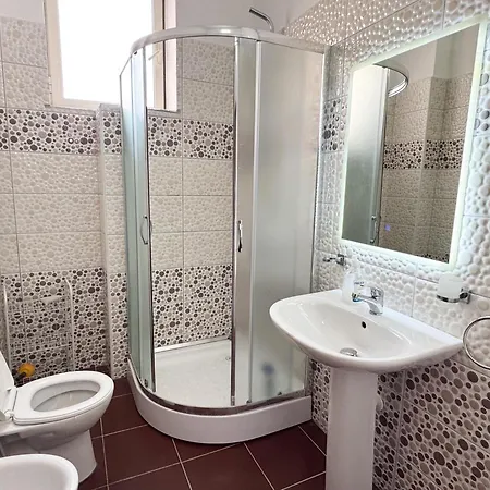Shkodra Apartments 4*