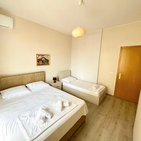 Shkodra Apartments 公寓式酒店 3*